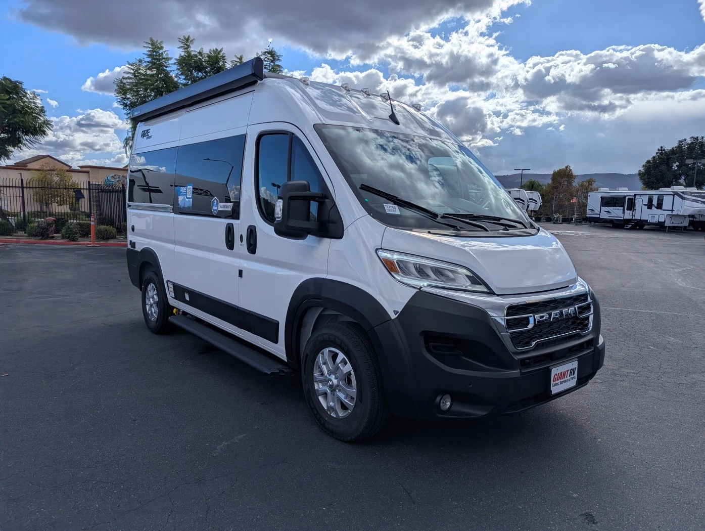 2026 Thor Motor Coach Rize 18GS exterior