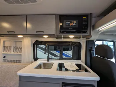 2026 Thor Motor Coach Rize 18GS photo 15