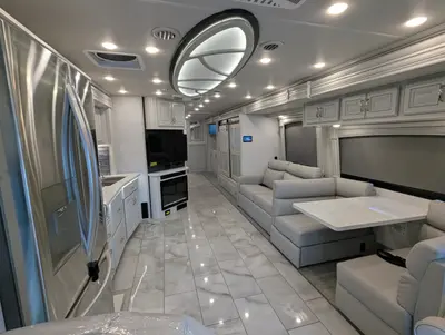 2026 Fleetwood Discovery 38N photo 13