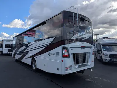 2026 Fleetwood Discovery 38N photo 6