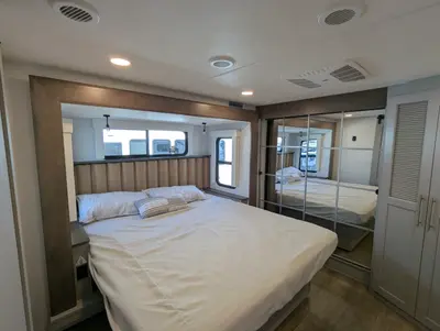 2026 Alliance RV Paradigm 388SP photo 11