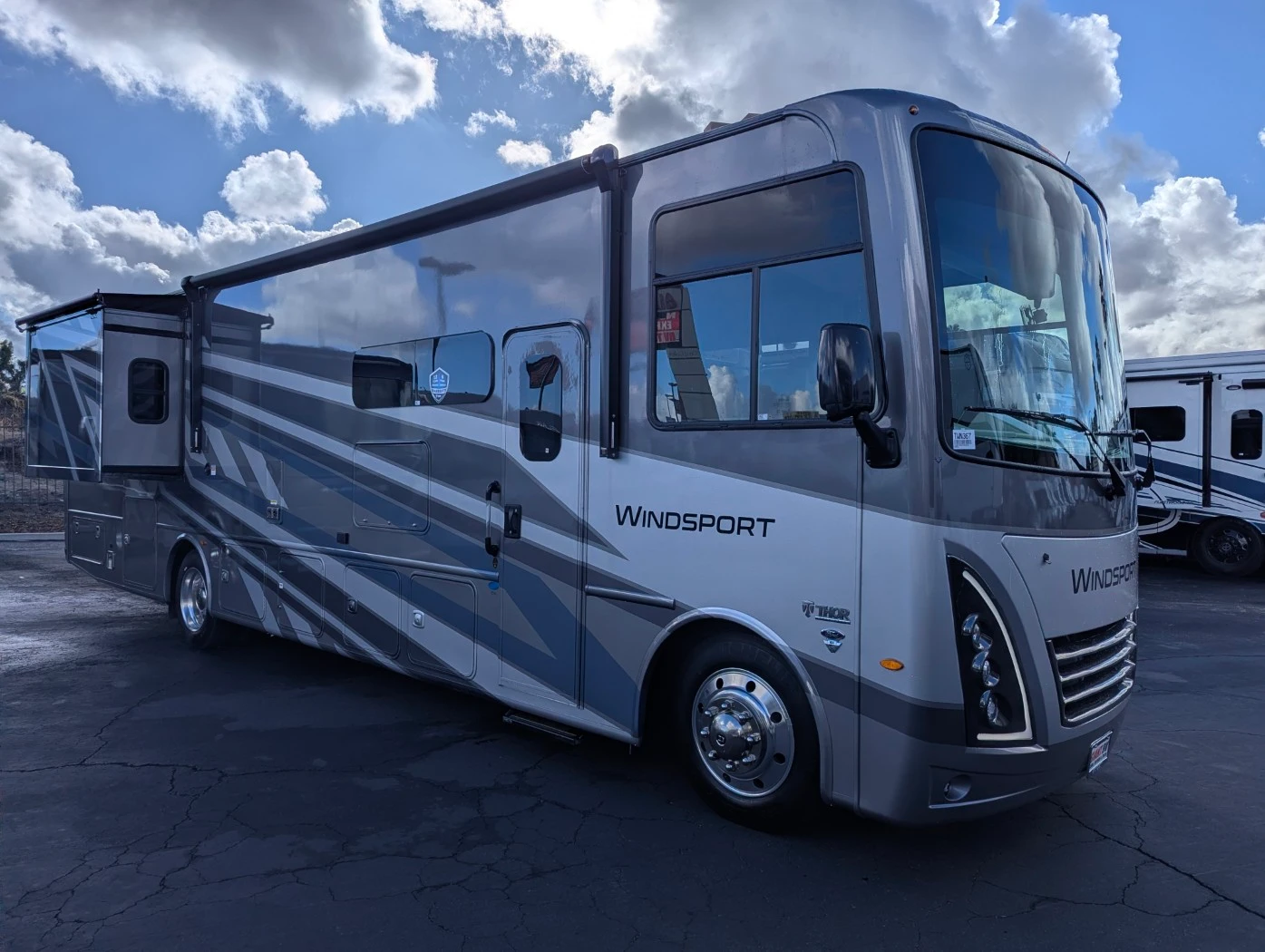2026 Thor Motor Coach Windsport 35G exterior