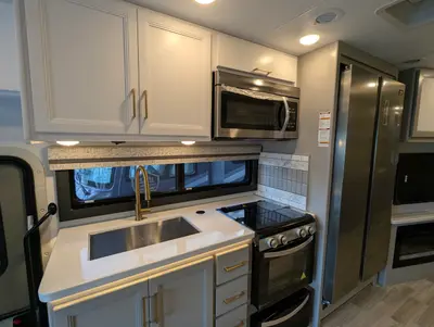 2026 Thor Motor Coach Windsport 35G photo 16