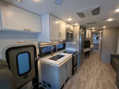 2026 Thor Motor Coach Windsport 35G photo 14