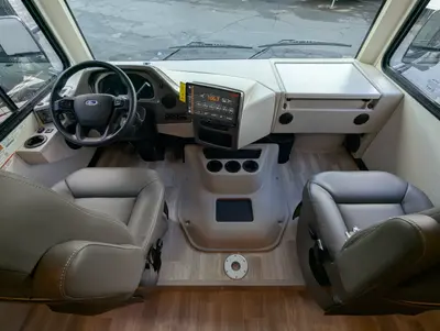 2026 Thor Motor Coach Windsport 35G photo 9