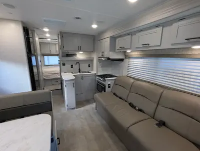 2025 Coachmen Leprechaun 260QB - Ford E-450 photo 11