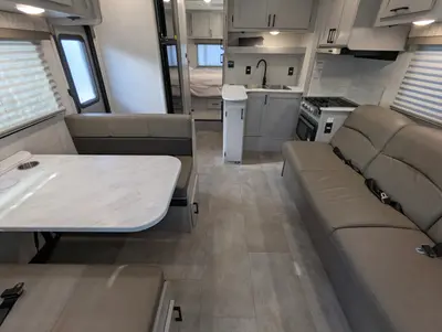2025 Coachmen Leprechaun 260QB - Ford E-450 photo 13