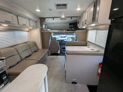 2025 Coachmen Leprechaun 260QB - Ford E-450 photo 28