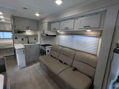 2025 Coachmen Leprechaun 260QB - Ford E-450 photo 10