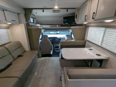 2025 Coachmen Leprechaun 260QB - Ford E-450 photo 31