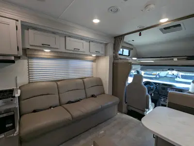 2025 Coachmen Leprechaun 260QB - Ford E-450 photo 18