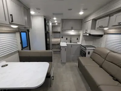 2025 Coachmen Leprechaun 260QB - Ford E-450 photo 16