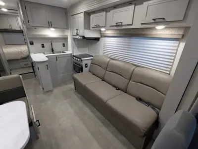 2025 Coachmen Leprechaun 260QB - Ford E-450 photo 14