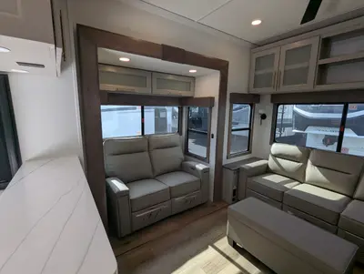 2026 Alliance RV Paradigm 388SP photo 29