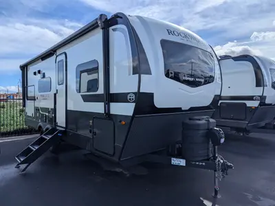 New 2026 Forest River Rockwood Mini Lite 2513S
