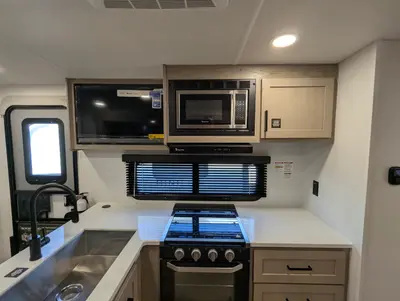 2026 Forest River Rockwood Mini Lite 2513S photo 25