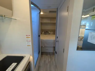 2026 Thor Motor Coach Axis 26.1 photo 20