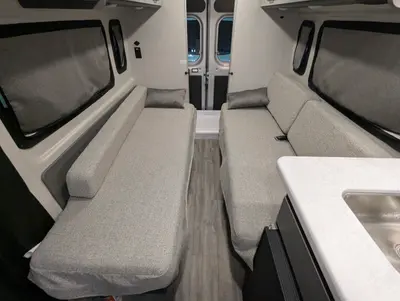 2026 Thor Motor Coach Tellaro 20LS photo 20