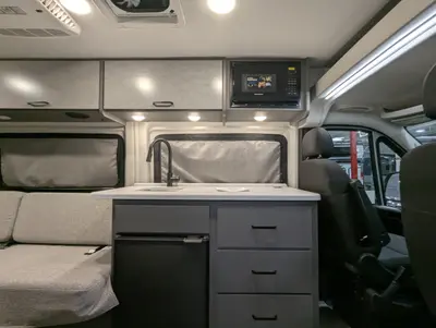 2026 Thor Motor Coach Tellaro 20LS photo 13