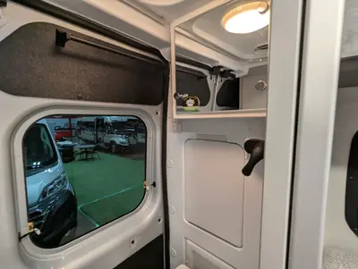 2026 Thor Motor Coach Tellaro 20LS photo 25