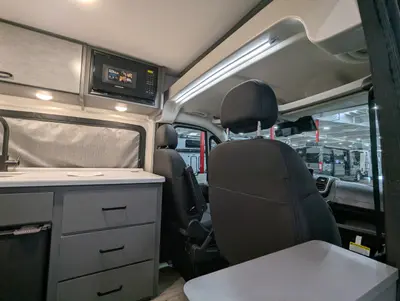 2026 Thor Motor Coach Tellaro 20LS photo 12
