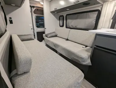 2026 Thor Motor Coach Tellaro 20LS photo 15