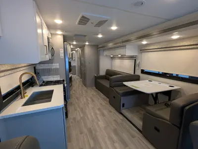 2026 Thor Motor Coach Windsport 35G photo 5