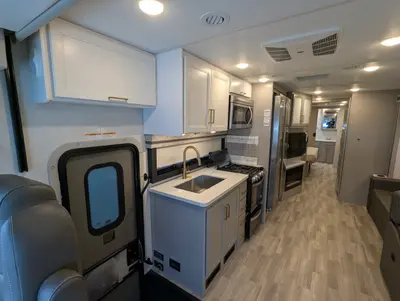2026 Thor Motor Coach Windsport 35G photo 8