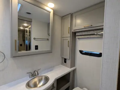 2026 Thor Motor Coach Windsport 35G photo 23