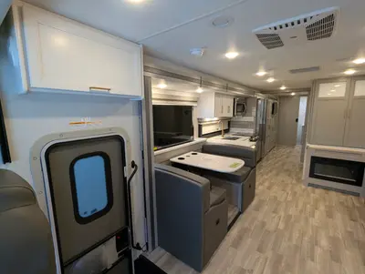 2026 Thor Motor Coach Windsport 36H photo 14