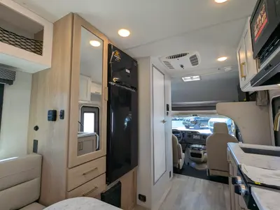 2026 Thor Motor Coach Four Winds photo 38