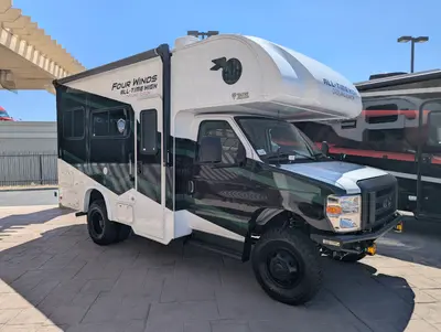 New 2026 Thor Motor Coach Four Winds 19Z