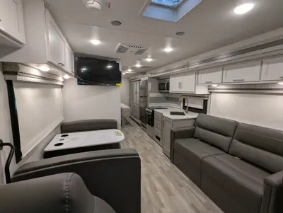 2026 Thor Motor Coach Windsport 29L photo 13