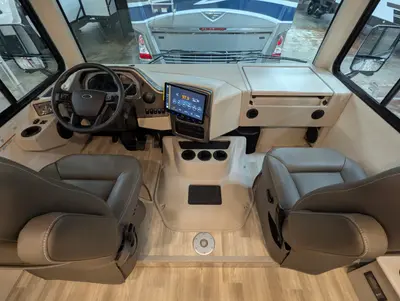 2026 Thor Motor Coach Windsport 29L photo 10