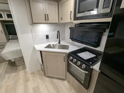 2026 Forest River Rockwood Ultra Lite 2706BH photo 12