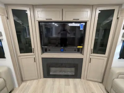2026 Forest River Rockwood Ultra Lite 2908SRL photo 26