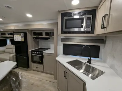 2026 Forest River Rockwood Ultra Lite 2908SRL photo 18