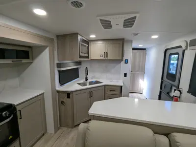 2026 Forest River Rockwood Ultra Lite 2908SRL photo 31