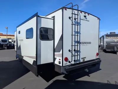 2026 Forest River Rockwood Ultra Lite 2908SRL photo 5