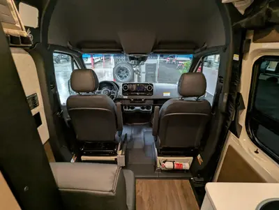 2026 Storyteller Overland CLASSIC MODE XO photo 30