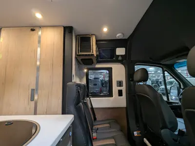 2026 Storyteller Overland CLASSIC MODE XO photo 14