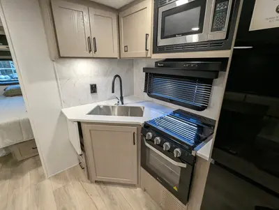 2026 Forest River Rockwood Ultra Lite 2706BH photo 15