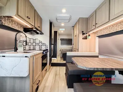2026 Forest River RV Sunseeker LE photo 10
