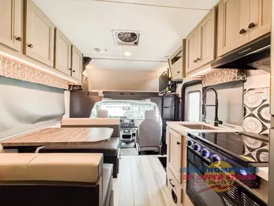 2026 Forest River RV Sunseeker LE photo 18