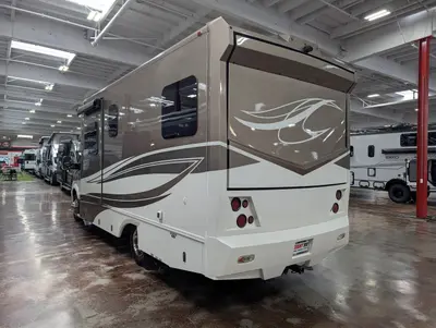 2015 RENEGADE Villagio 25QRS photo 5