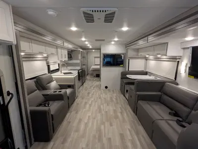2026 Thor Motor Coach Windsport 35R photo 14
