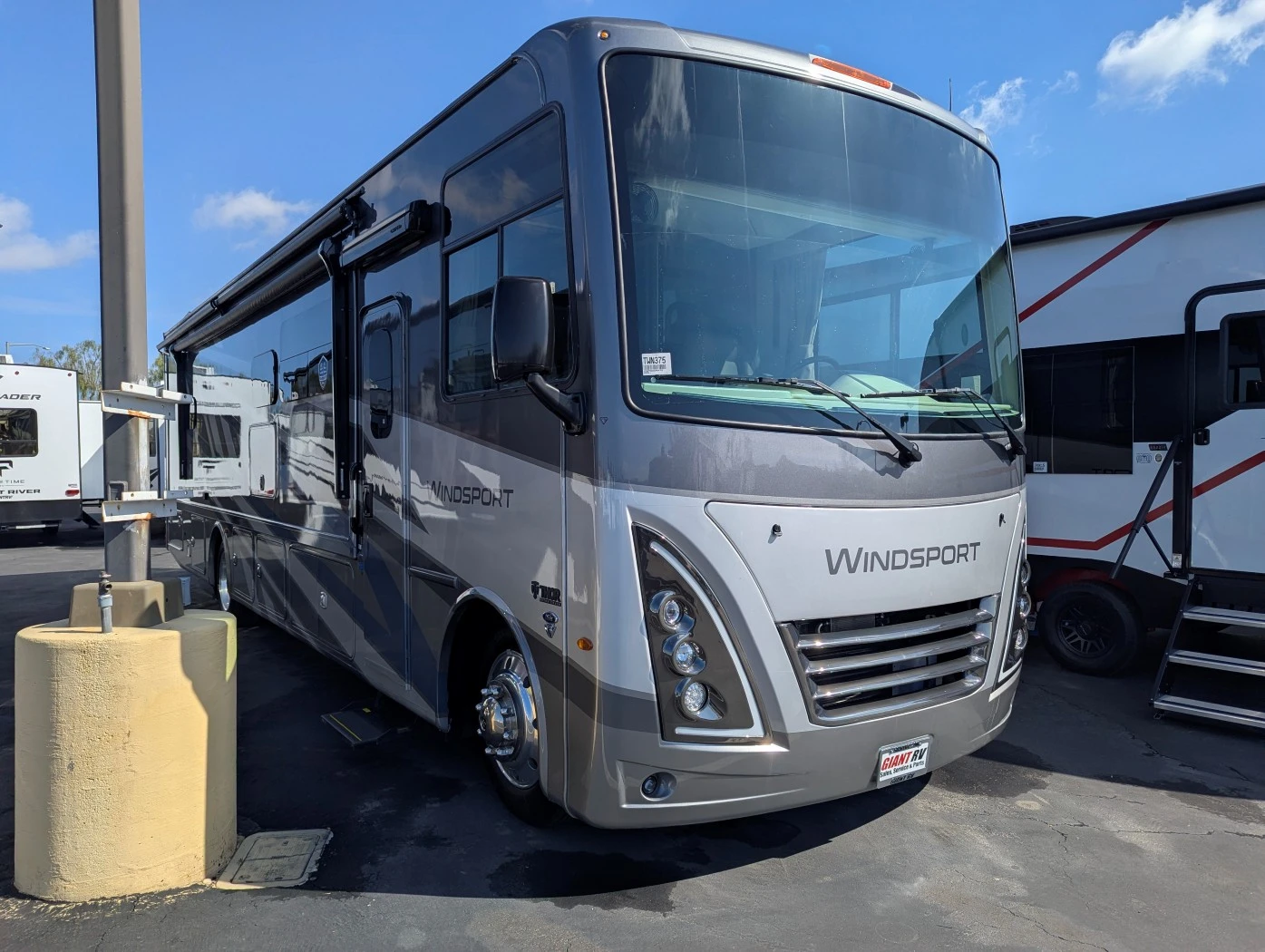 2026 Thor Motor Coach Windsport 35R exterior