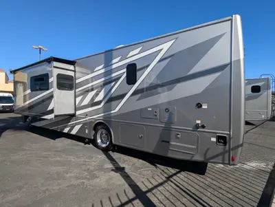 2026 Thor Motor Coach Windsport 35R photo 6