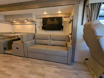 2026 Thor Motor Coach Windsport 35R photo 10