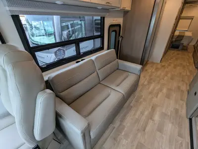 2026 Thor Motor Coach Windsport 35J photo 15